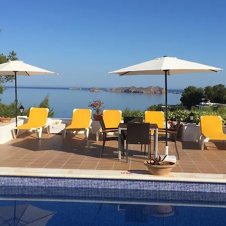 Cala Moli 3* Cala Tarida (Ibiza)