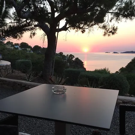 Cala Moli 3* Cala Tarida (Ibiza)