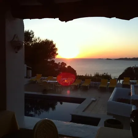 Cala Moli Gæstehus 3*