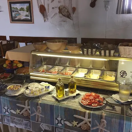 Cala Moli Gæstehus 3*