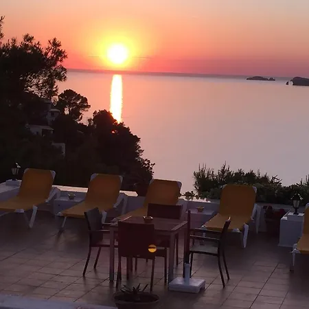Cala Moli Cala Tarida (Ibiza)