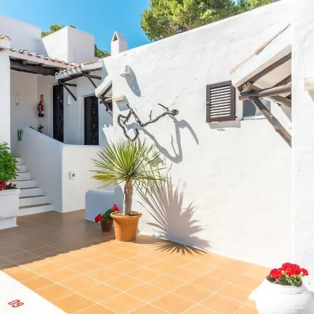 Cala Moli 3* Cala Tarida (Ibiza)