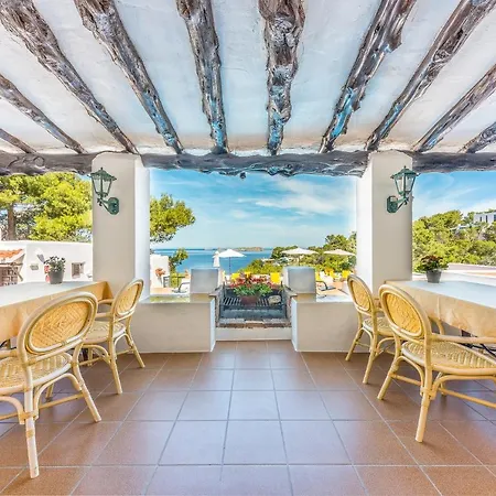 Cala Moli Gæstehus 3*