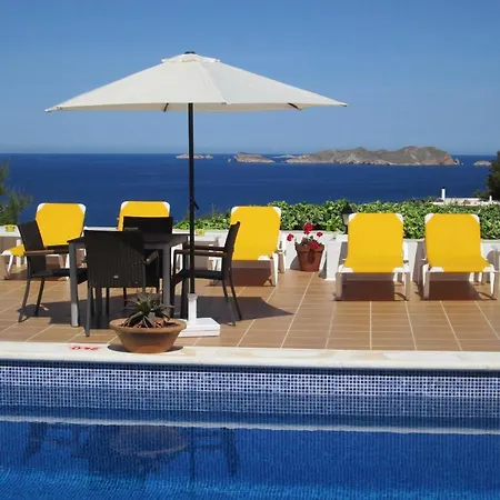 Pensión Cala Moli 3*