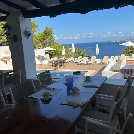 Vendégház Cala Moli 3*