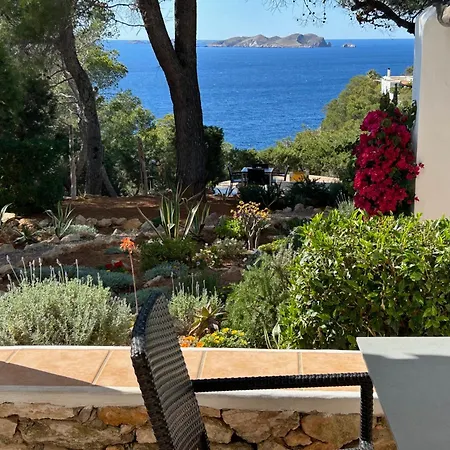 Pensión Cala Moli Cala Tarida (Ibiza)
